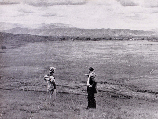 Gilberto Vargas Motta El Huila: su geografía Bogotá, Editorial Voluntad, 1967.Biblioteca Luis Ángel Arango.