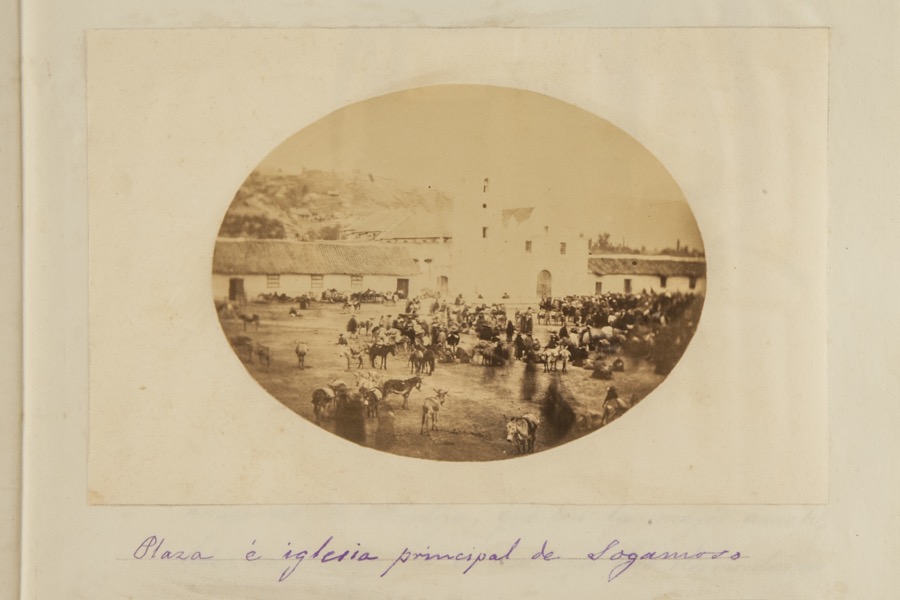 Plaza e iglesia principal de Sogamoso